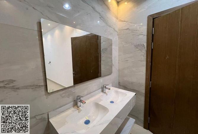 125156853 - Property Image 3