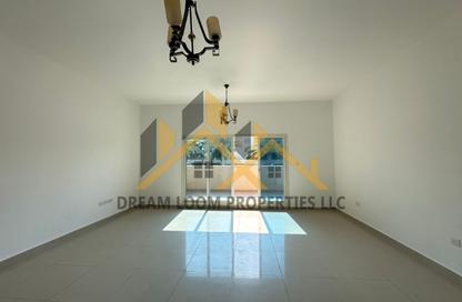 Apartment - 2 Bedrooms - 2 Bathrooms for rent in Al Reef Downtown - Al Reef - Abu Dhabi