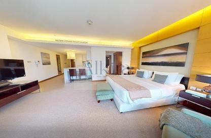 Apartment - Studio - 1 Bathroom for sale in The Dubai Mall Residences - Downtown Dubai - Dubai