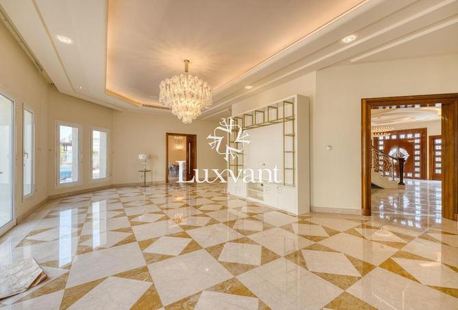 7-bed villa in Sector E · Furnished · Lake view — photo 3