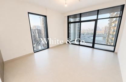 شقة - 1 حمام للبيع في فيستا برستيج وان - مدينة دبي الرياضية - دبي