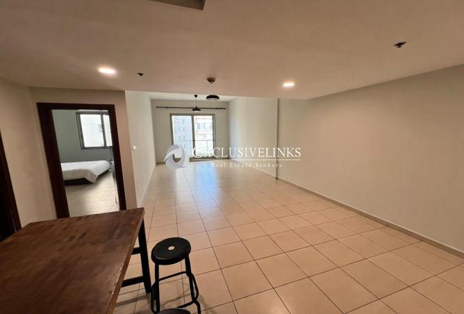 High Floor | Spacious 1 Bedroom | For Sale