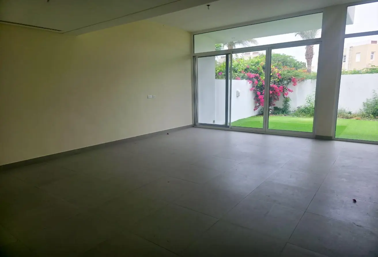 84885603 - Property Main Image