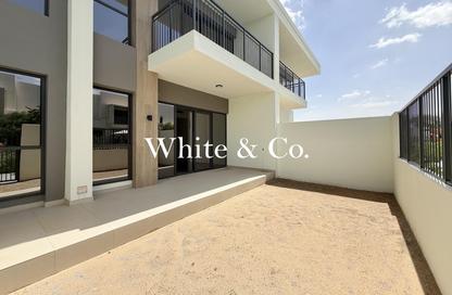 Duplex - 3 Bedrooms - 4 Bathrooms for sale in Holland Gardens - Town Square - Dubai