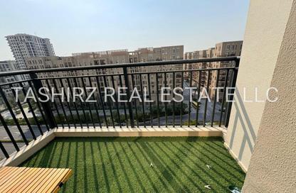 Apartment - 2 Bedrooms - 3 Bathrooms for sale in Hayat Boulevard 1B - Hayat Boulevard 1 - Hayat Boulevard - Town Square - Dubai