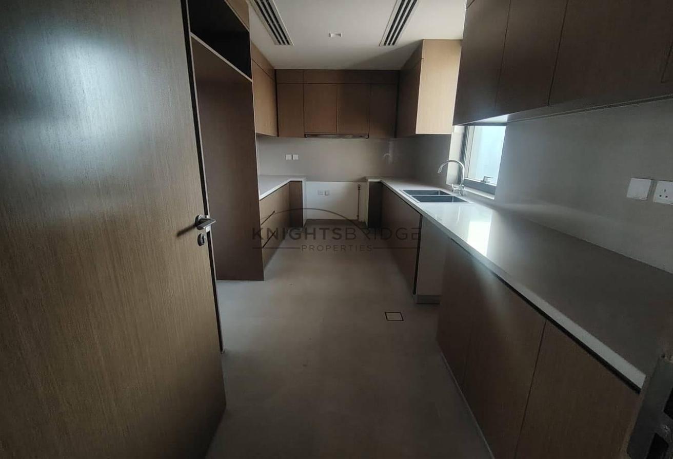 Corner Villa | 5 Bedroom + Maid | Luxury Living photo 9