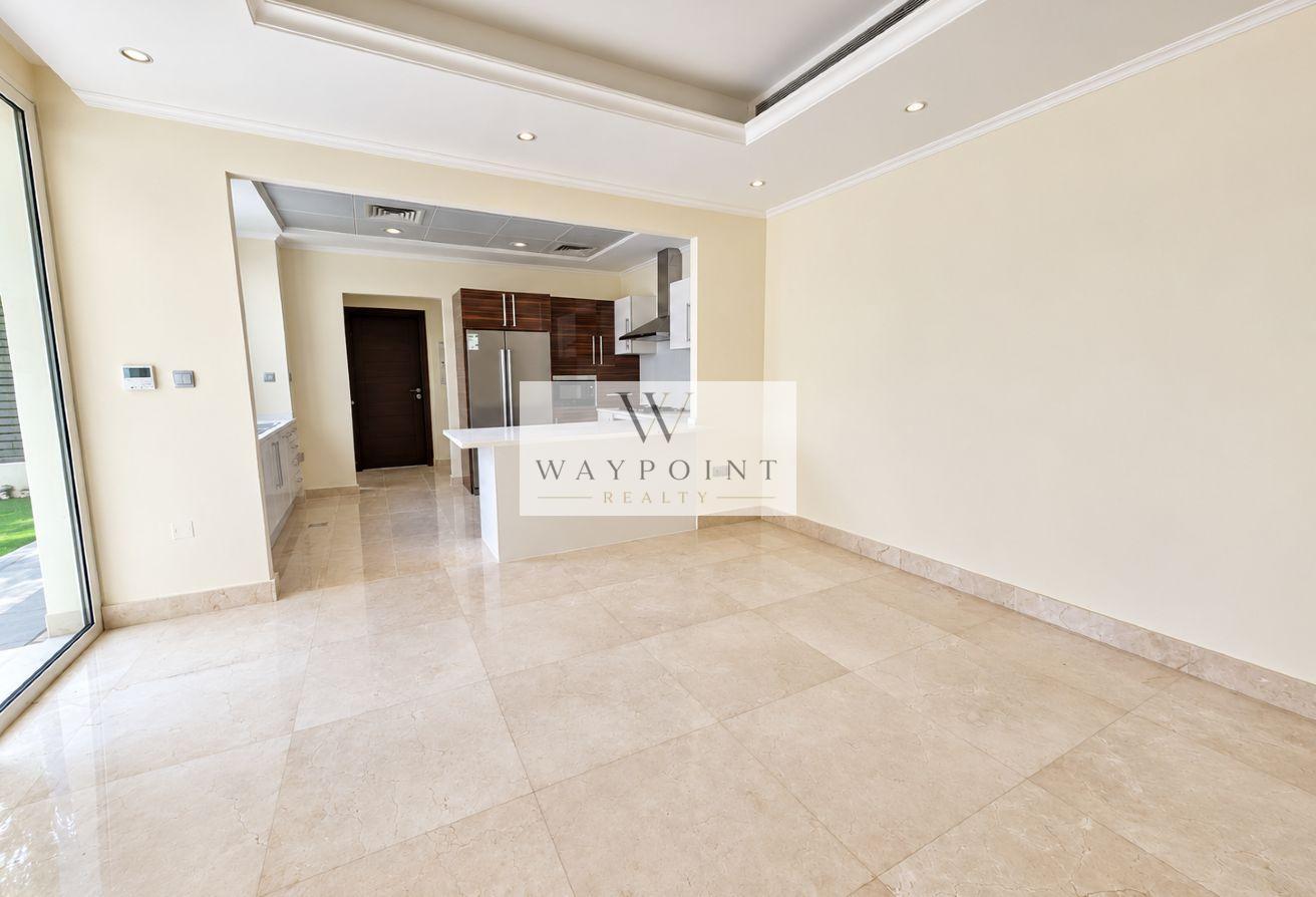 Vacant | Landscaped | Best Location | On the Spine photo 8