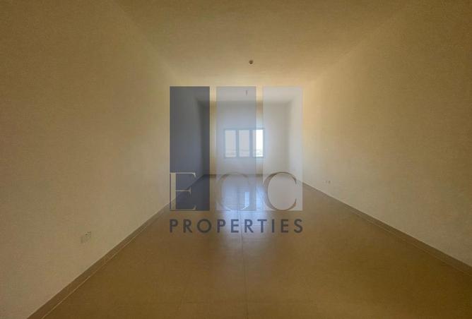 82811095 - صورة العقار 2