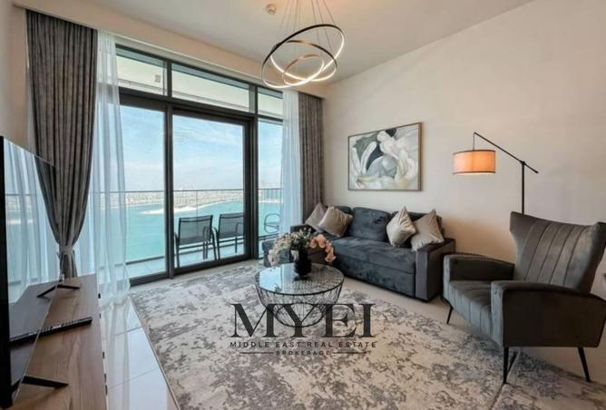 HIGH FLOOR / FURNISHED / SEA and PALM view