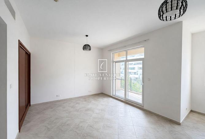 53171658 - Property Image 2