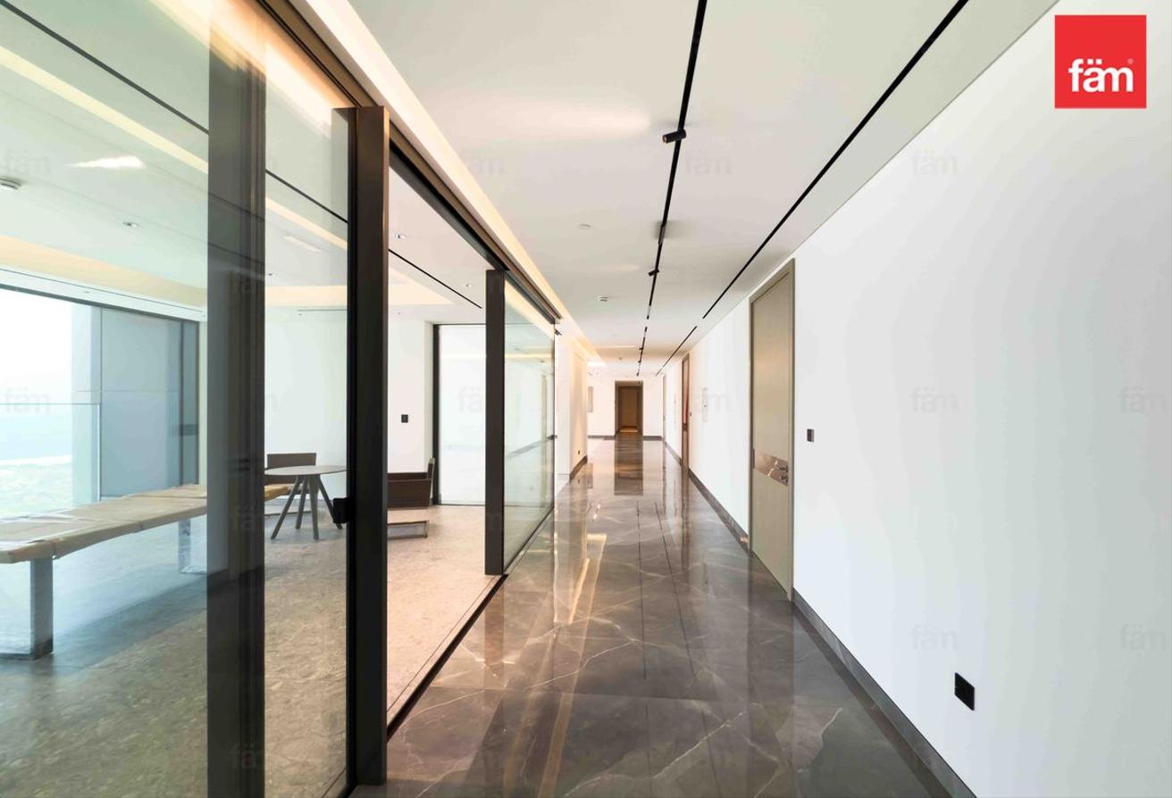 Luxurious Living I High Floor I Vacant photo 15