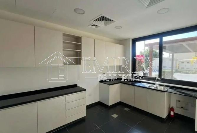 82351515 - Property Image 3