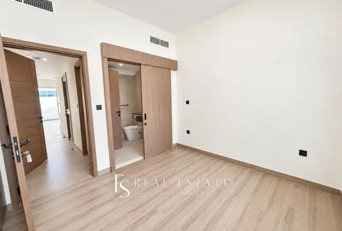 164572158 - Property Image 2