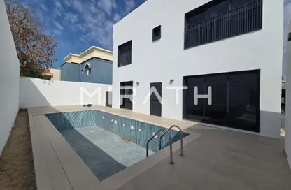 Villa - 5 Bedrooms - 5 Bathrooms for rent in Jumeirah 3 Villas - Jumeirah 3 - Jumeirah - Dubai