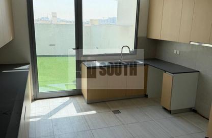Townhouse - 3 - 4 for rent in Gardenia Townhomes - Wasl Gate - Dubai