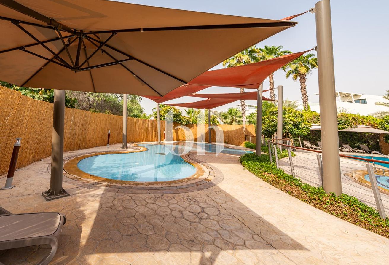 Partially upgraded | Corner Unit | Landscaped photo 26