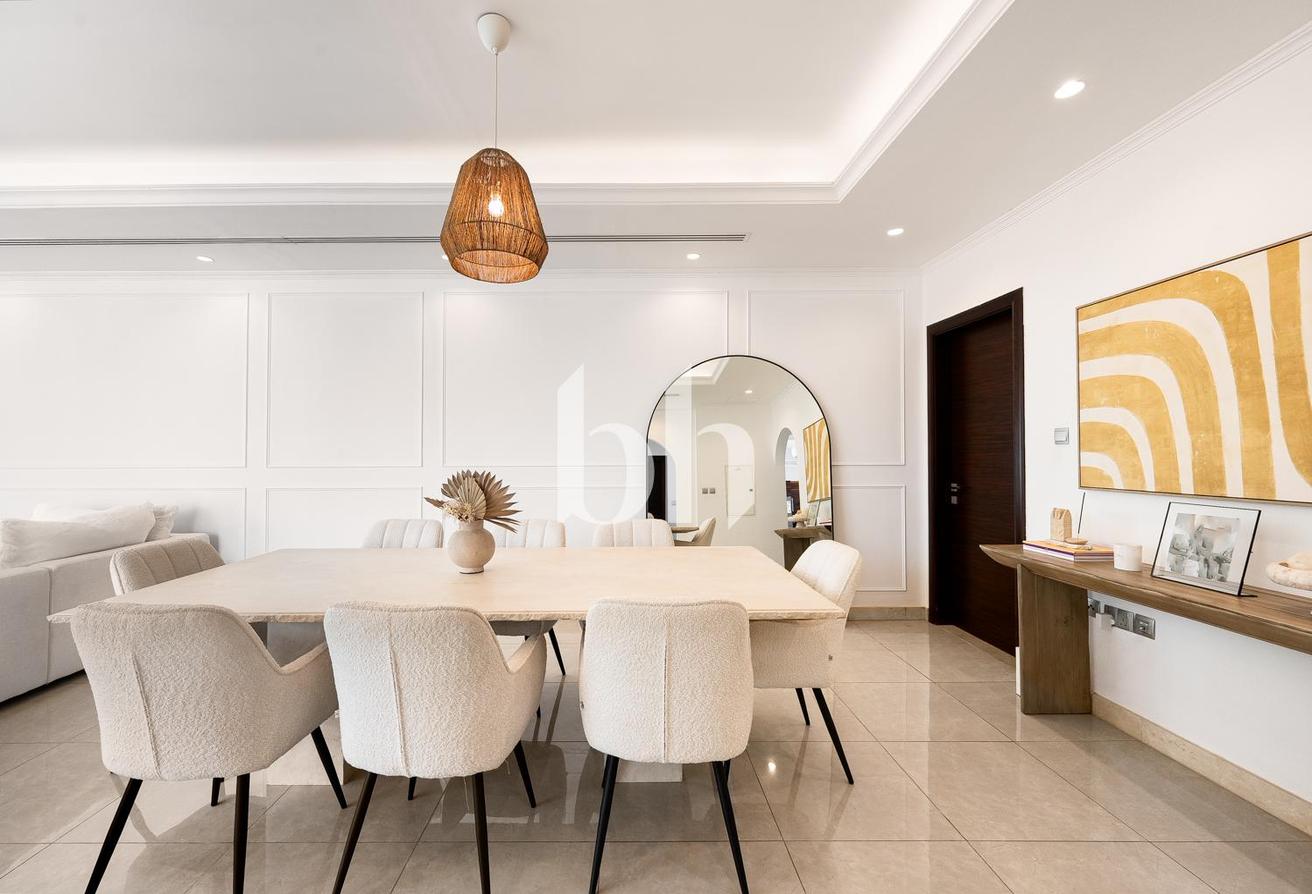 Partially upgraded | Corner Unit | Landscaped photo 5