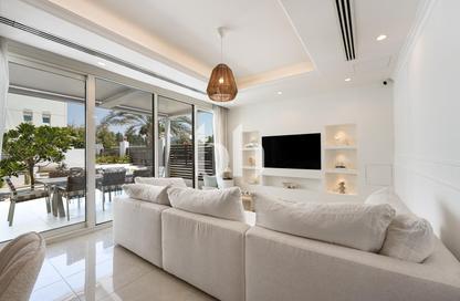 Villa - 3 - 3 for rent in Cluster 2 - The Sustainable City - Dubai