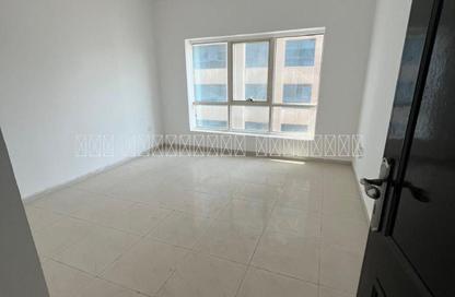Apartment - 3 Bedrooms - 3 Bathrooms for rent in Al Khan Corniche - Al Khan - Sharjah Apartment - 3 Bedrooms - 3 Bathrooms for rent in Al Khan Corniche - Al Khan - Sharjah