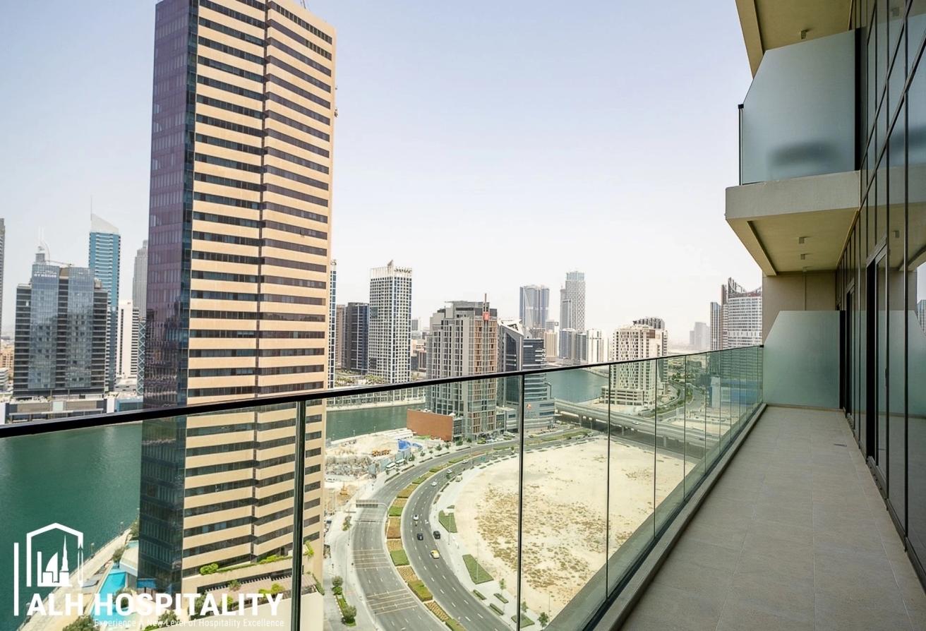 Unparalleled 3 beds | Canal and Burj Khalifa View photo 25
