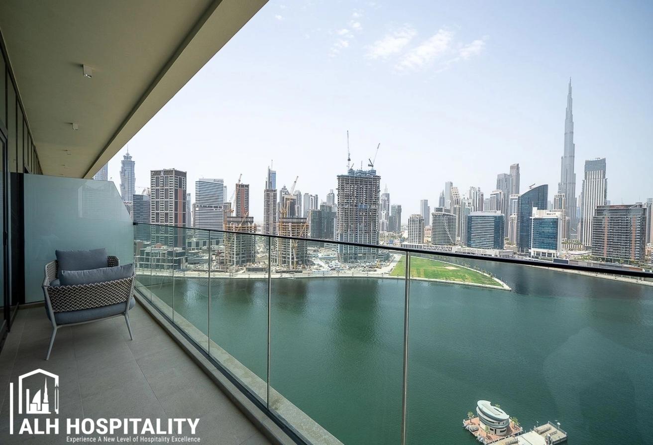 Unparalleled 3 beds | Canal and Burj Khalifa View photo 20