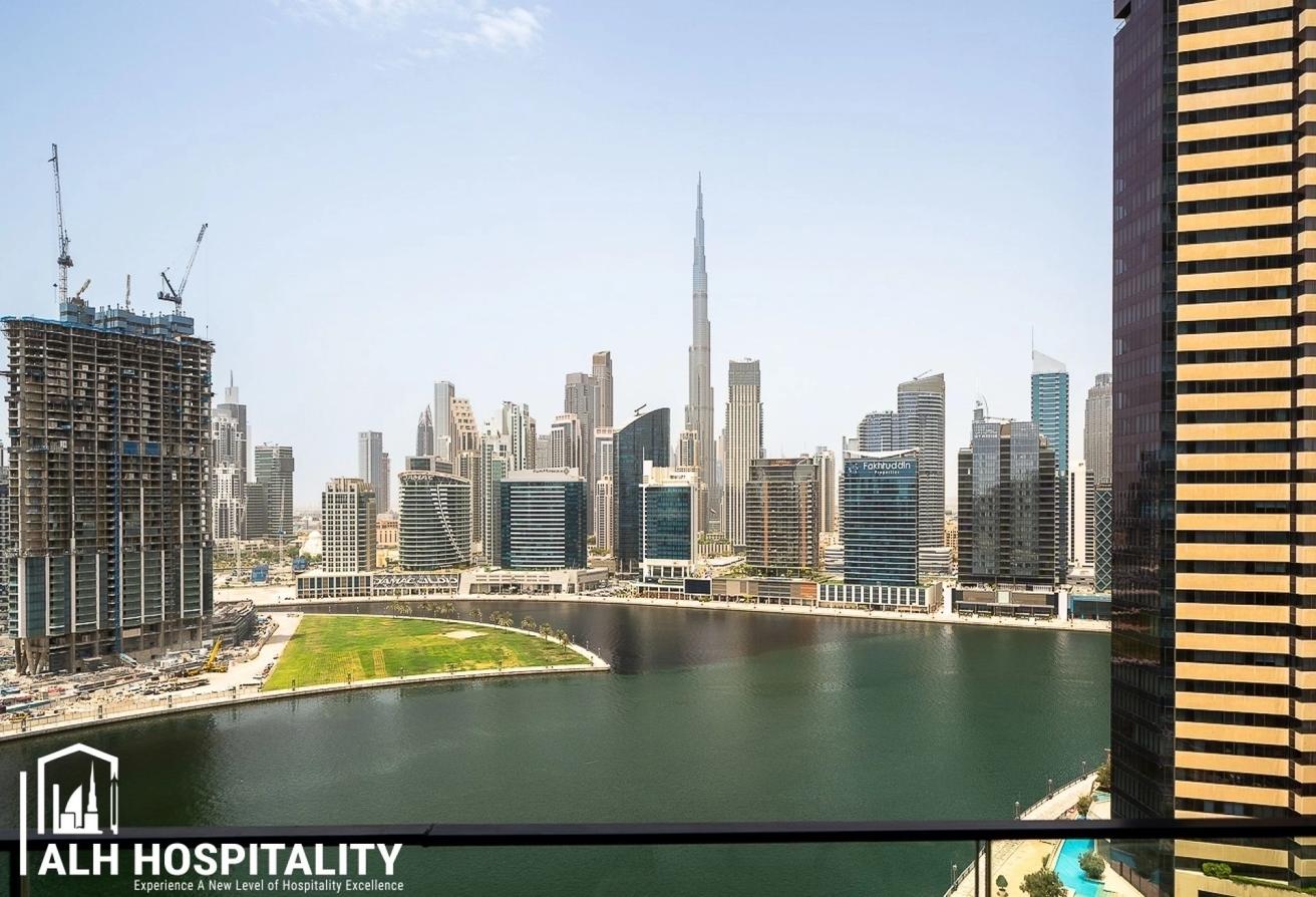 Unparalleled 3 beds | Canal and Burj Khalifa View photo 23