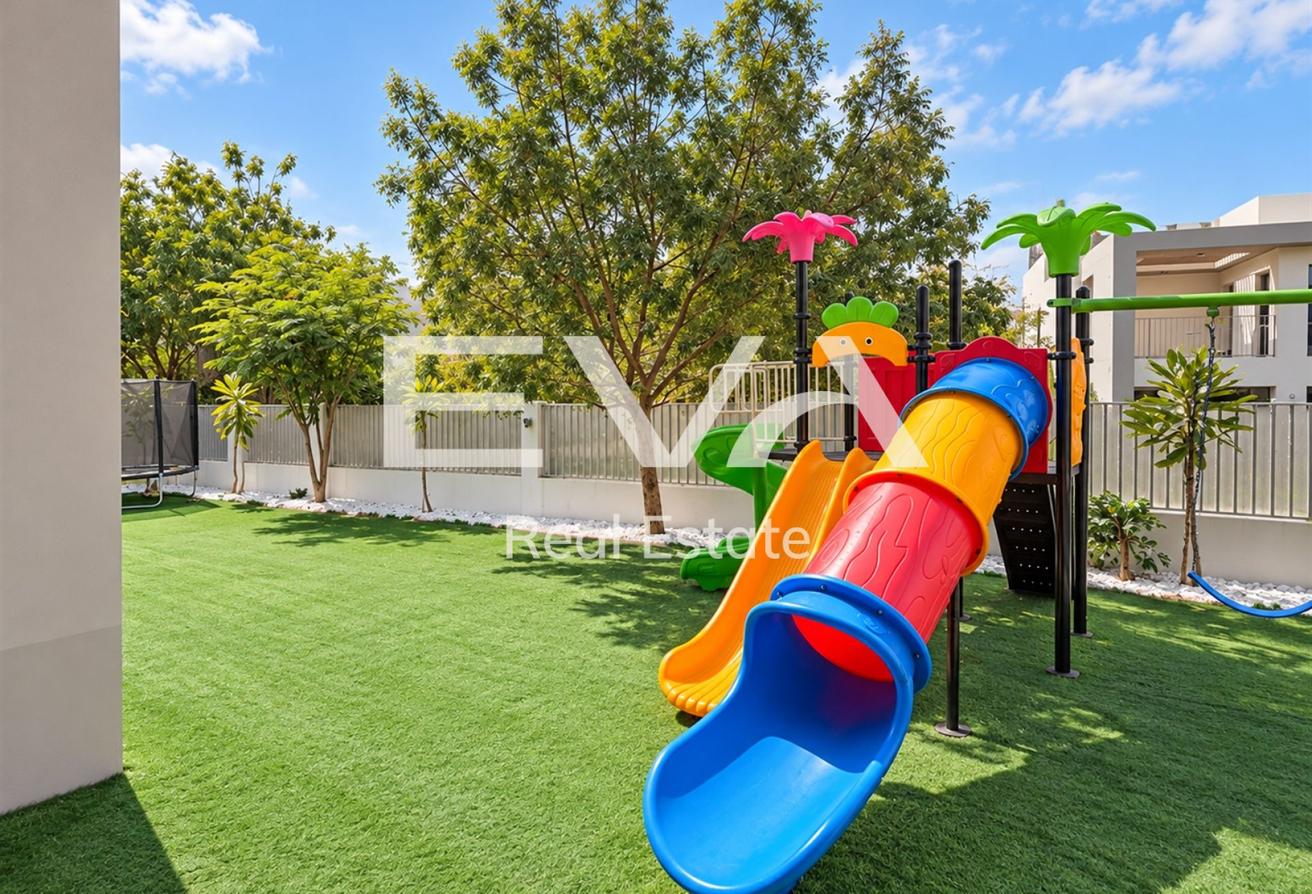 UNFURNISHED | PRIVATE GARDEN | SPACIOUS LAYOUT photo 23