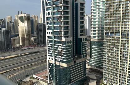 Apartment - 1 Bedroom - 2 Bathrooms for rent in New Dubai Gate 2 - JLT Cluster A - Jumeirah Lake Towers - Dubai Apartment - 1 Bedroom - 2 Bathrooms for rent in New Dubai Gate 2 - JLT Cluster A - Jumeirah Lake Towers - Dubai