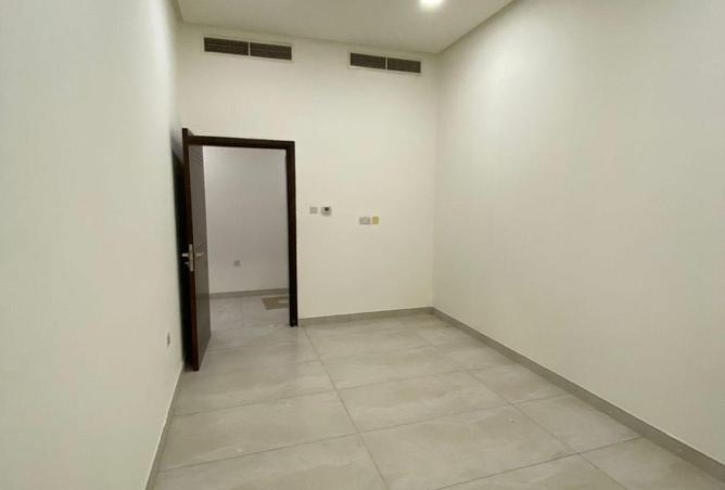 79825687 - Property Image 2