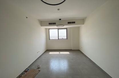 Apartment - 1 Bedroom - 2 Bathrooms for rent in Al Majaz 2 - Al Majaz - Sharjah Apartment - 1 Bedroom - 2 Bathrooms for rent in Al Majaz 2 - Al Majaz - Sharjah