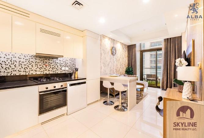 SPACIOUS LAYOUT | HIGH FLOOR | READY TO MOVE — photo 3