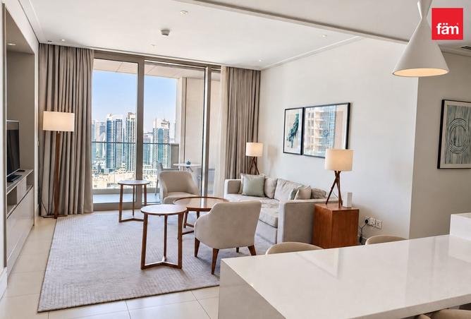 Hotel living| Burj Khalifa View| High Floor| 03 photo 2