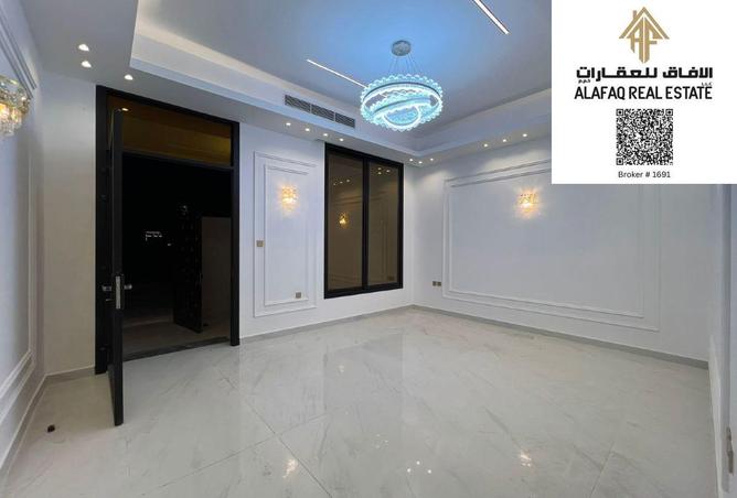 64793419 - Property Image 3