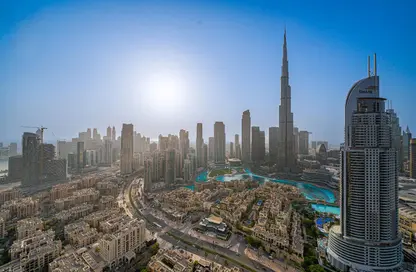 Apartment - 3 Bedrooms - 3 Bathrooms for rent in Burj Royale - Downtown Dubai - Dubai