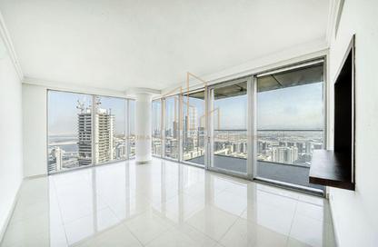 Apartment - 2 Bedrooms - 2 Bathrooms for rent in Boulevard Point - Downtown Dubai - Dubai