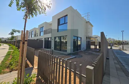 تاون هاوس - 3 غرف نوم - 3 حمامات للبيع في جزيرة الصقر الجنوبية - جزيرة فالكون - قرية الحمرا - رأس الخيمة تاون هاوس - 3 غرف نوم - 3 حمامات للبيع في جزيرة الصقر الجنوبية - جزيرة فالكون - قرية الحمرا - رأس الخيمة