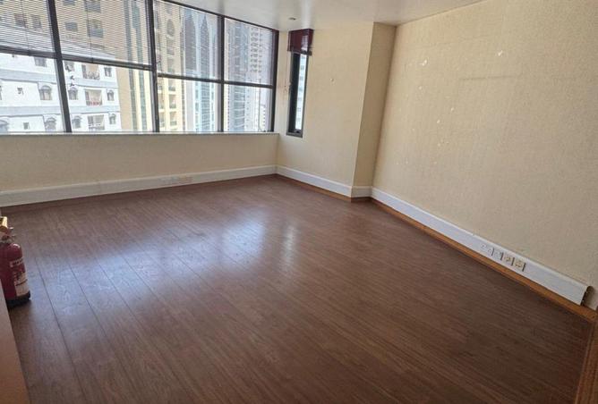 103717937 - Property Image 2