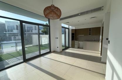 Townhouse - 3 - 4 for rent in Sun - Arabian Ranches 3 - Dubai