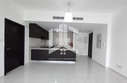 شقة - غرفة نوم - 2 حمامات للايجار في B هرايزن تاورز - مدينة الأضواء - جزيرة الريم - أبوظبي
