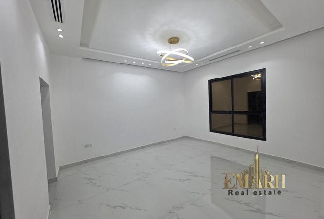 112323154 - Property Image 3