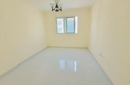 Apartment - 2 Bedrooms - 2 Bathrooms for rent in Hajar Building - Muwaileh Commercial - Sharjah