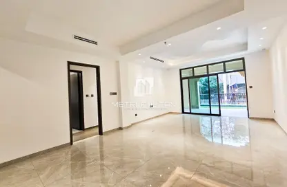 شقة - 2 غرف نوم - 3 حمامات للايجار في التاجر ريزيدنس - جزيرة المدينة القديمة - دبي القديمة - وسط مدينة دبي - دبي