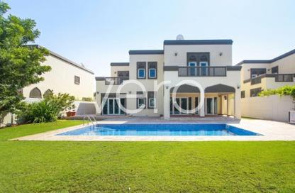 Villa - 5 Bedrooms - 6 Bathrooms for rent in Regional Large - Regional - Jumeirah Park - Dubai