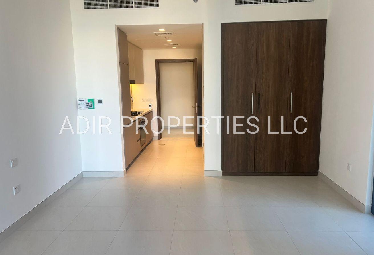 BRAND NEW STUDIO | EXCLUSIVE UNIT | READY TO MOVE photo 4