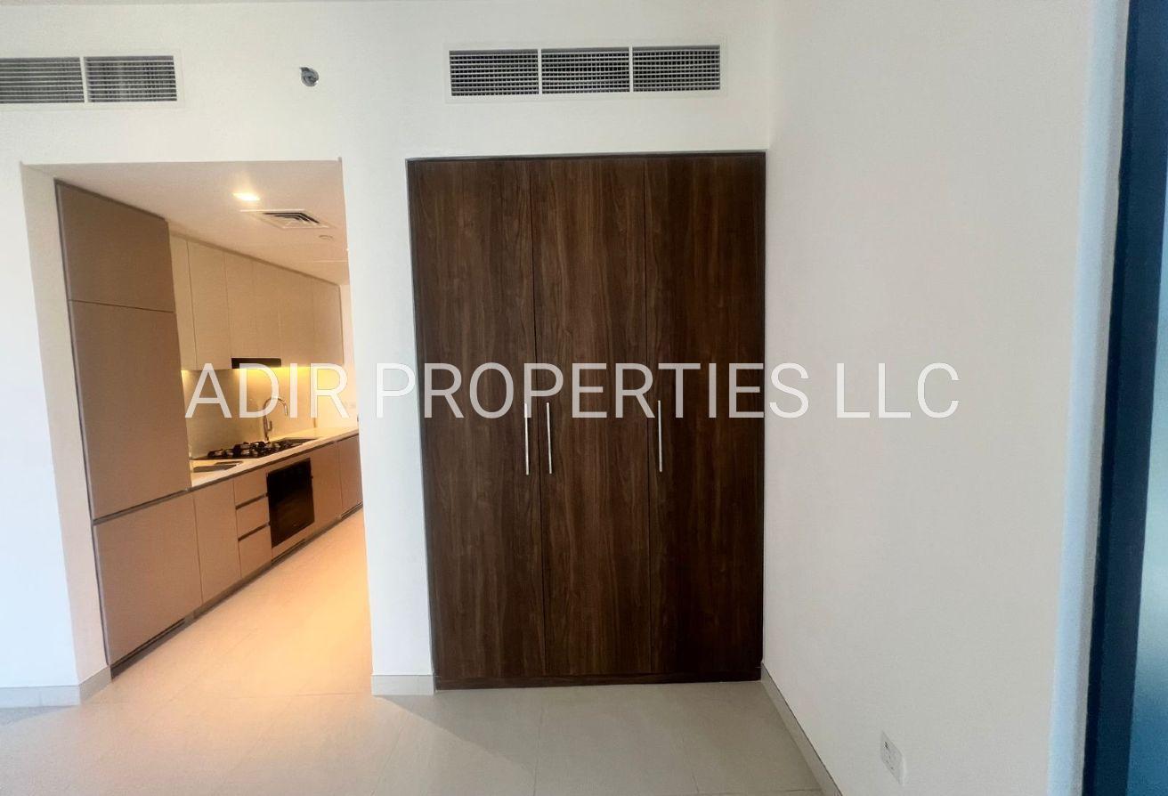BRAND NEW STUDIO | EXCLUSIVE UNIT | READY TO MOVE photo 8