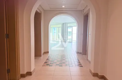 Apartment - 4 Bedrooms - 4 Bathrooms for rent in Al Das - Shoreline Apartments - Palm Jumeirah - Dubai