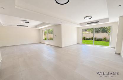 Villa - 3 Bedrooms - 4 Bathrooms for rent in Maeen 4 - Maeen - The Lakes - Dubai Villa - 3 Bedrooms - 4 Bathrooms for rent in Maeen 4 - Maeen - The Lakes - Dubai