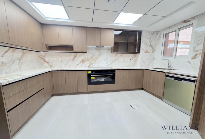 100388139 - Property Image 3