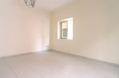 Apartment - Studio - 1 Bathroom for rent in Al Hamriya - Bur Dubai - Dubai