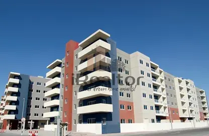 Apartment - 1 Bedroom - 1 Bathroom for rent in Tower 27 - Al Reef Downtown - Al Reef - Abu Dhabi